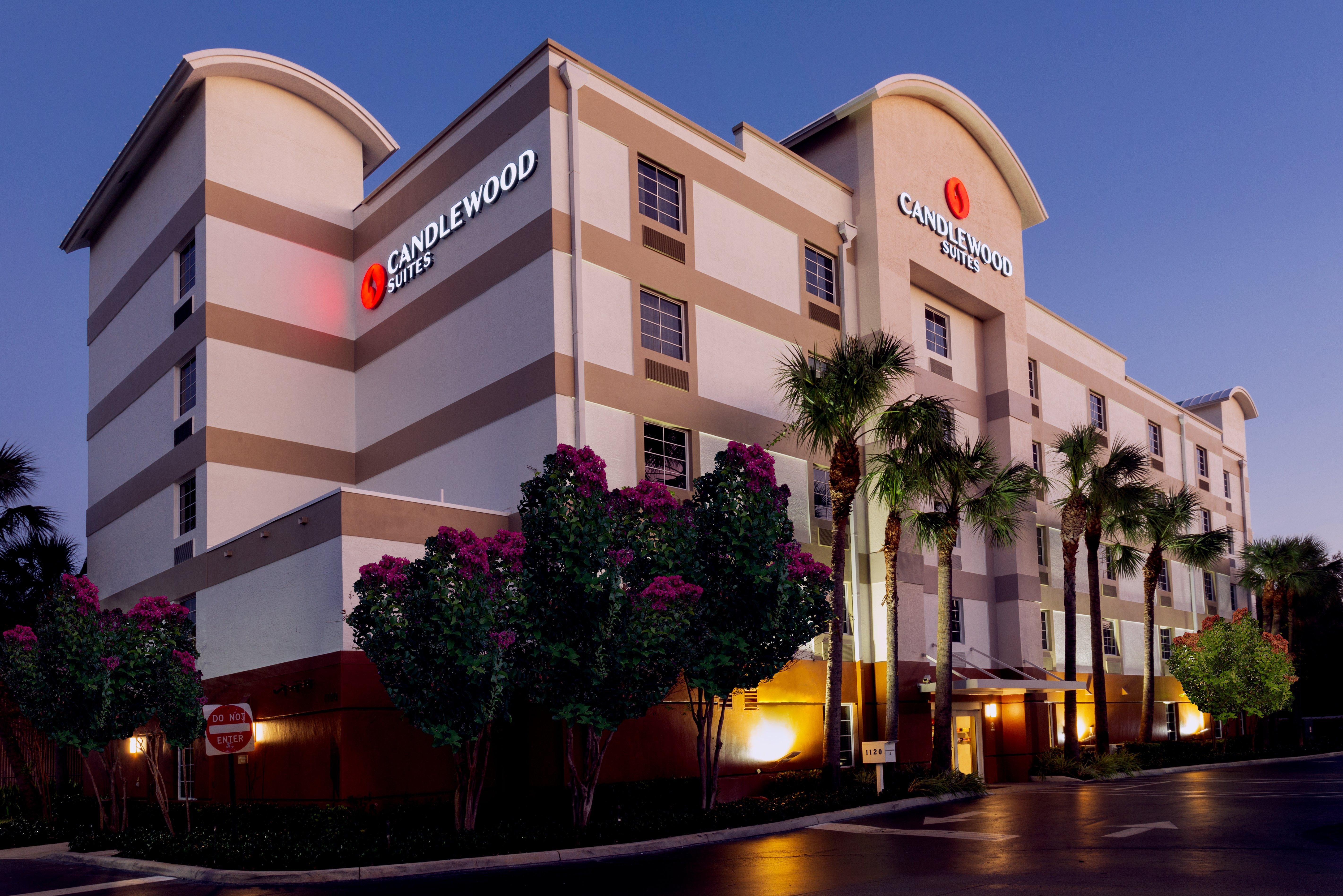 Candlewood Suites Fort Lauderdale Airport-Cruise By Ihg Ngoại thất bức ảnh